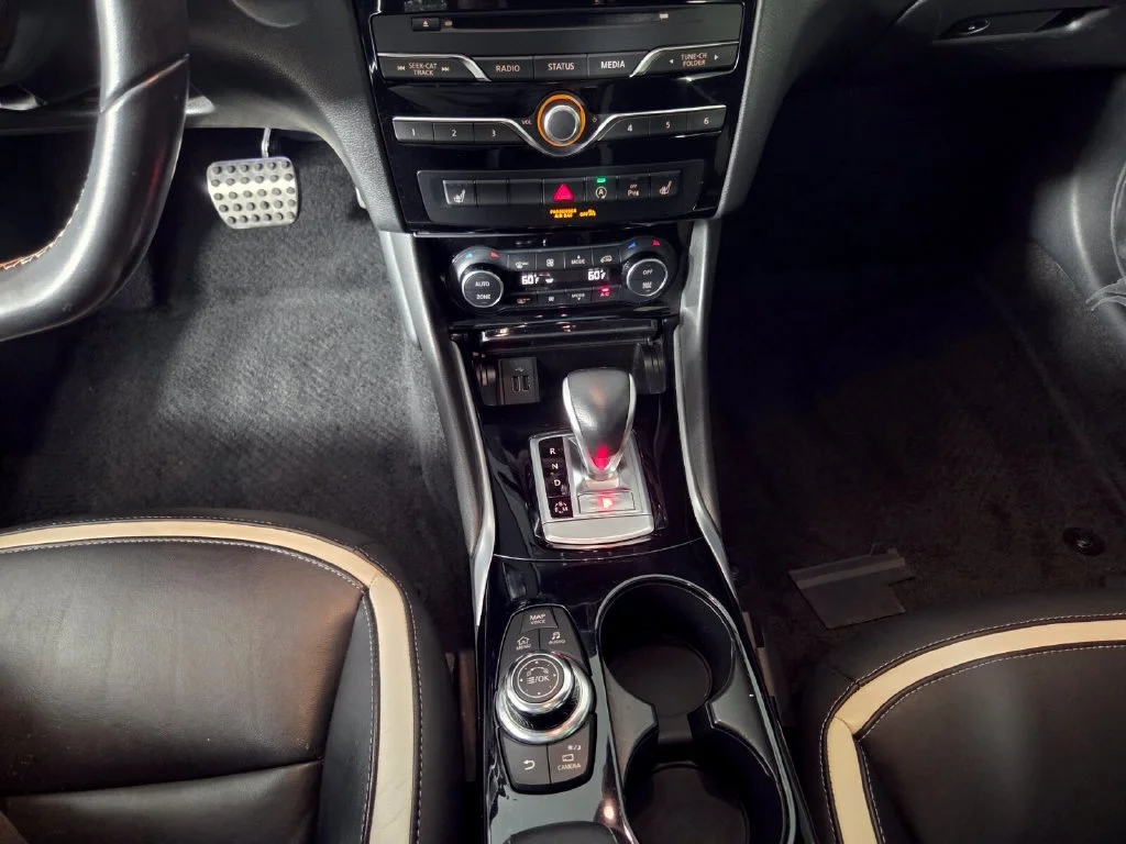 Used 2018 Ink Blue INFINITI Sport image 12