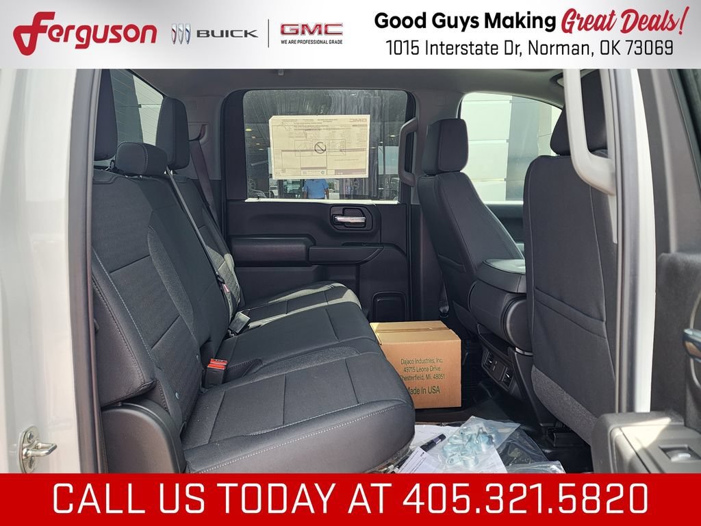 2026 GMC Sierra 3500 Chassis Cab Pro - Photo 47