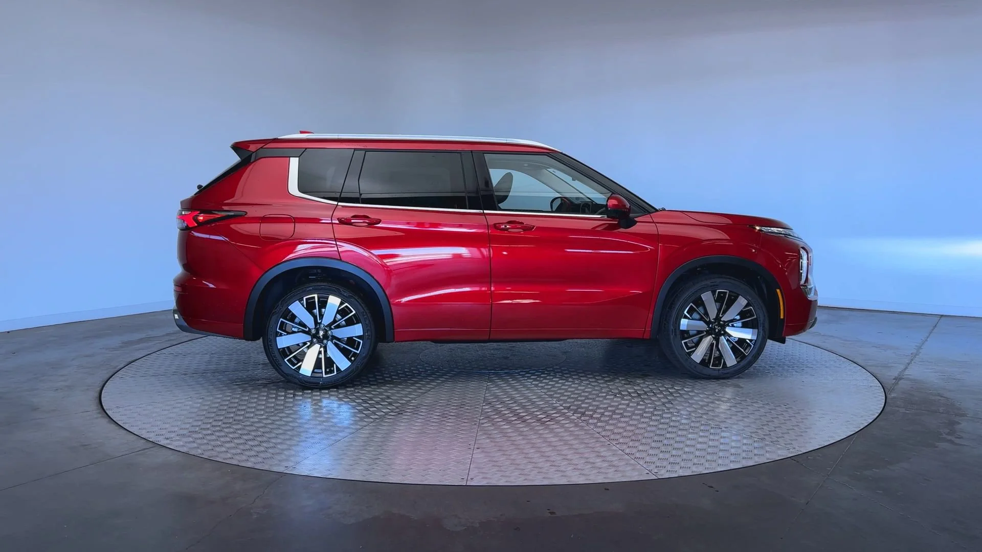 New 2026 Red Diamond Mitsubishi SEL 1.5T S-AWC image 9