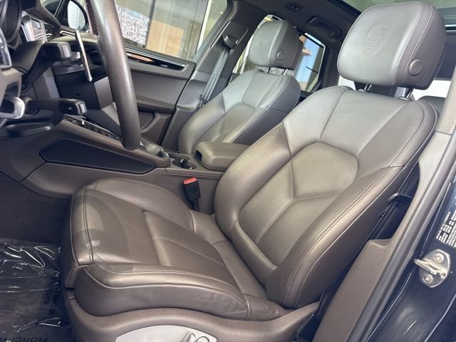 2024 Porsche Macan T - Photo 22