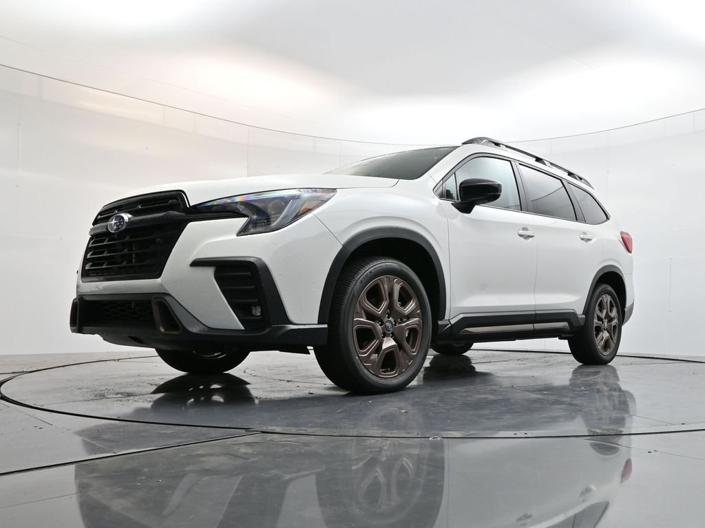 Used 2025 White Subaru Limited Bronze Edition image 35