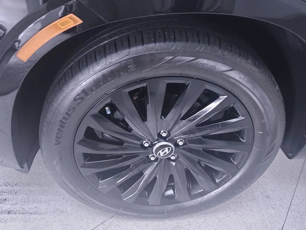 Used 2025 Black Hyundai Calligraphy Night Edition image 12