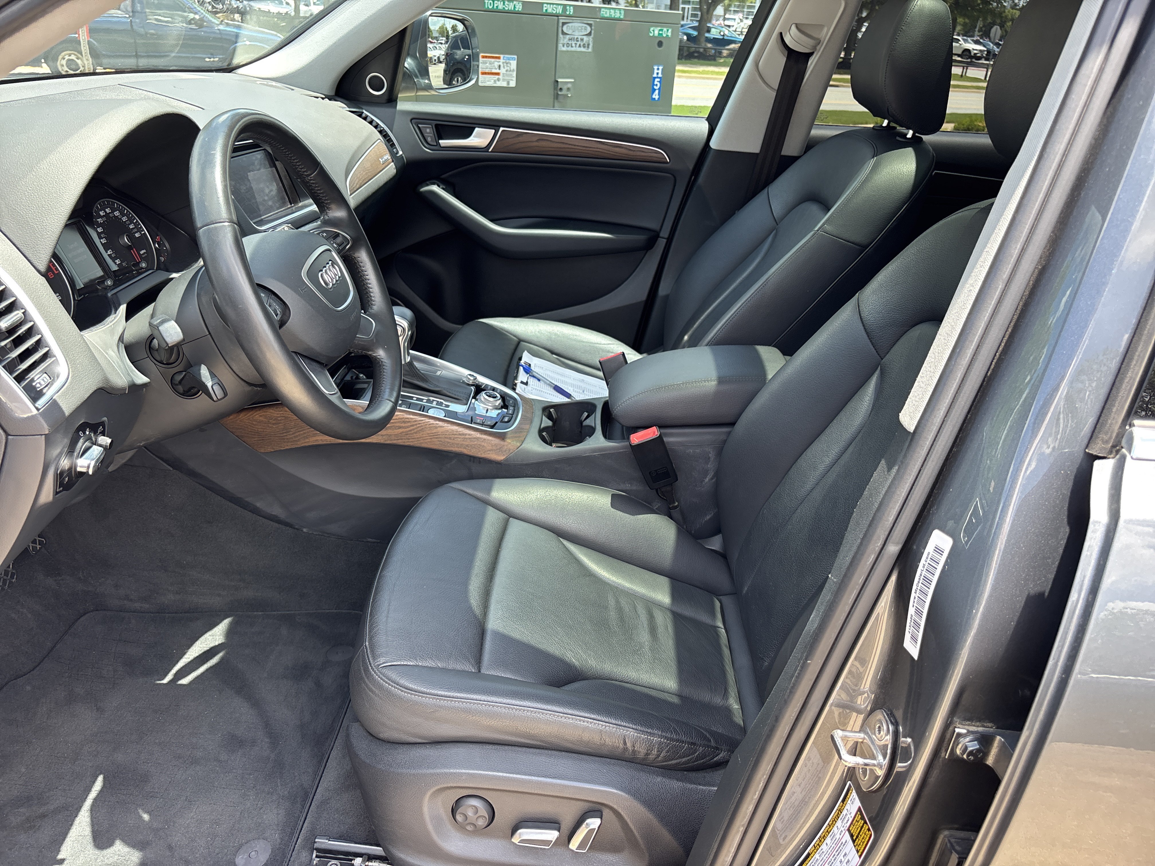 Used 2014  Audi Premium Plus image 19