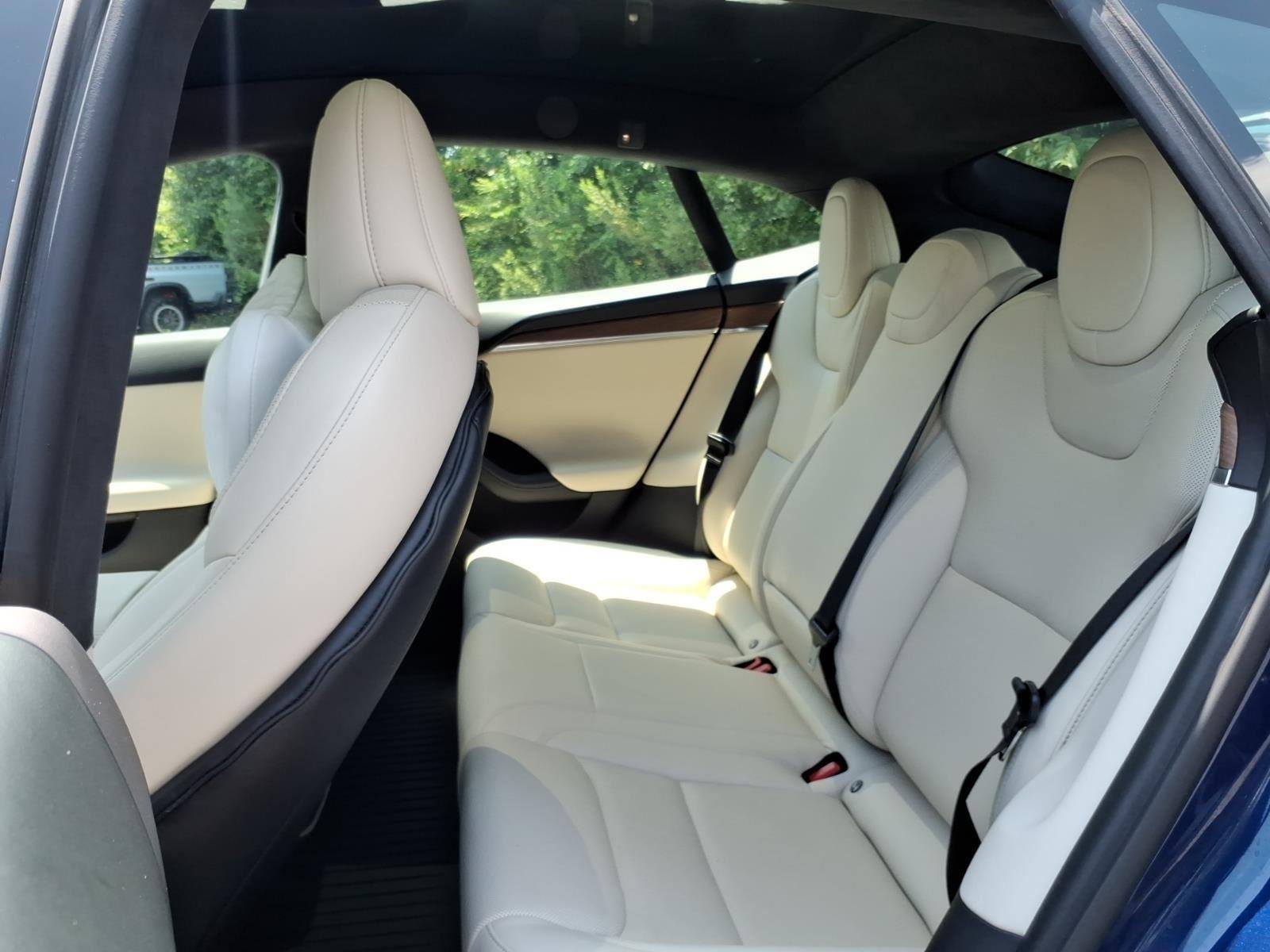 Used 2022 Deep Blue Metallic Tesla Base image 16