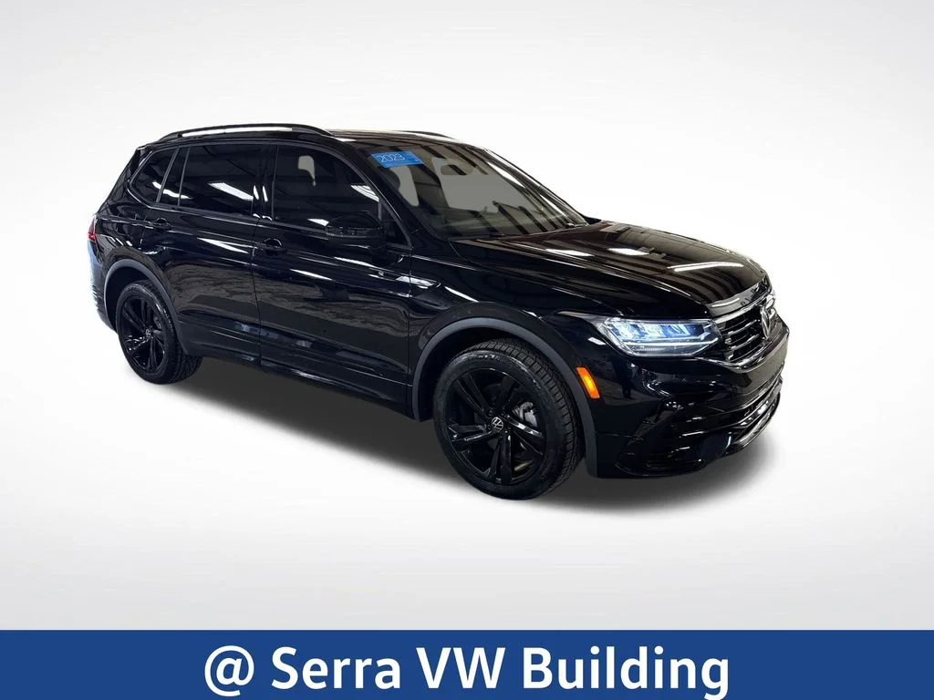 Used 2023 Black Volkswagen 2.0T SE R-Line Black image 7