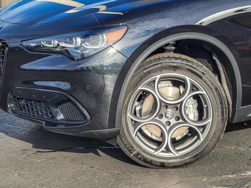 2025 ALFA ROMEO STELVIO - Image 2