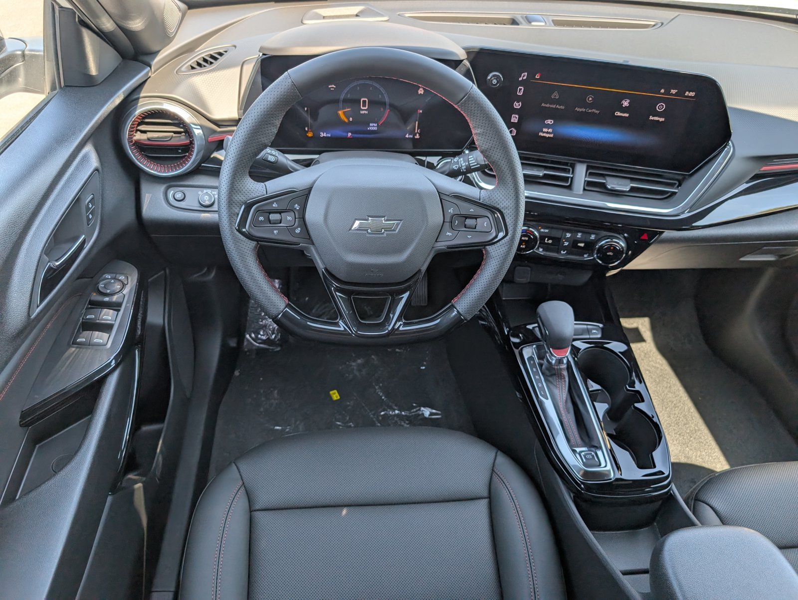 2026 Chevrolet Trax RS - Photo 9