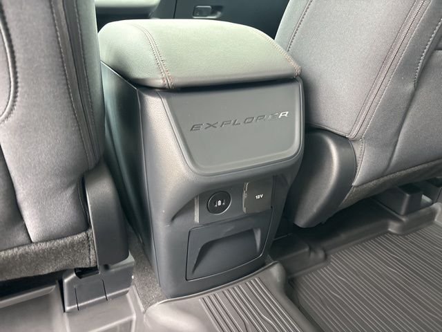 New 2026 Carbonized Gray Metallic Ford Active image 32