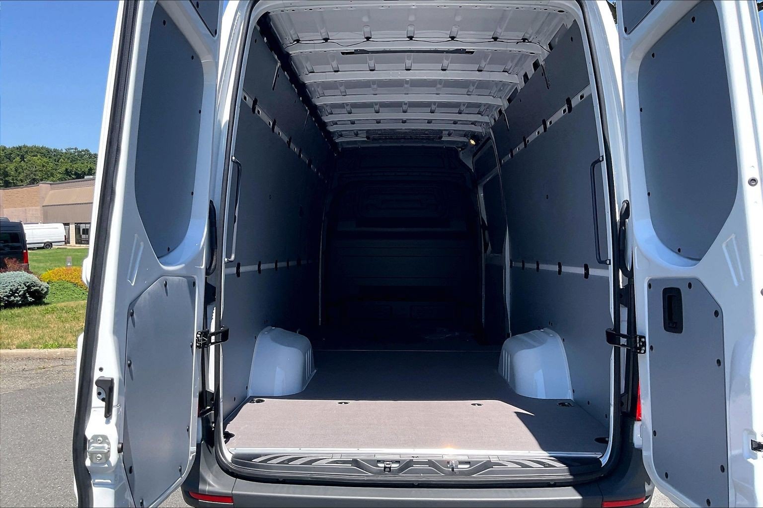 New 2026 Arctic White Mercedes-Benz Cargo 170 WB image 23