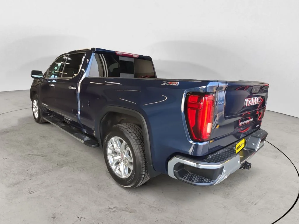 Used 2019 Blue GMC SLT image 7