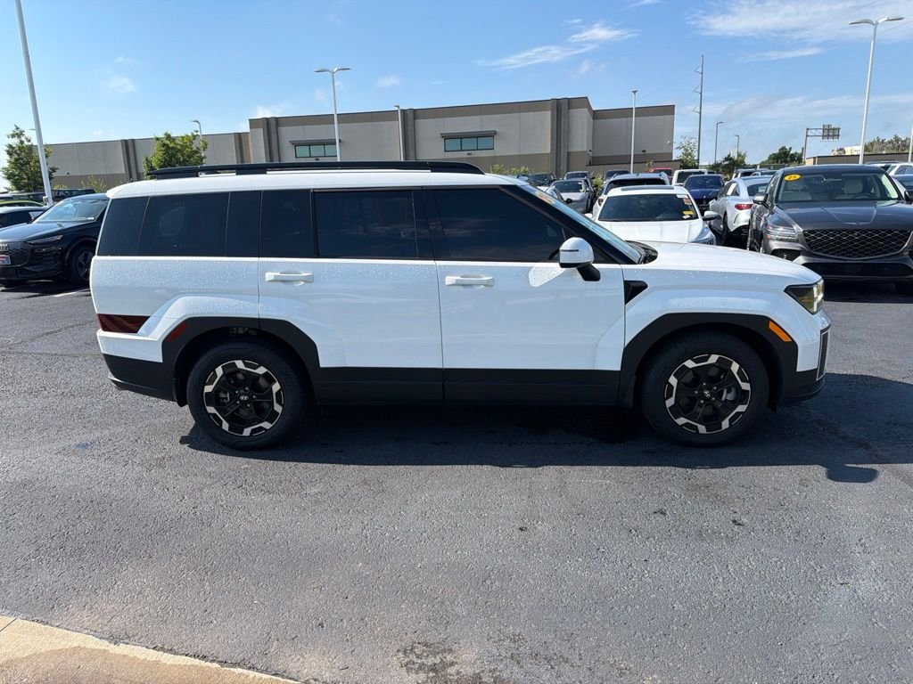Used 2024 White Hyundai SEL image 8