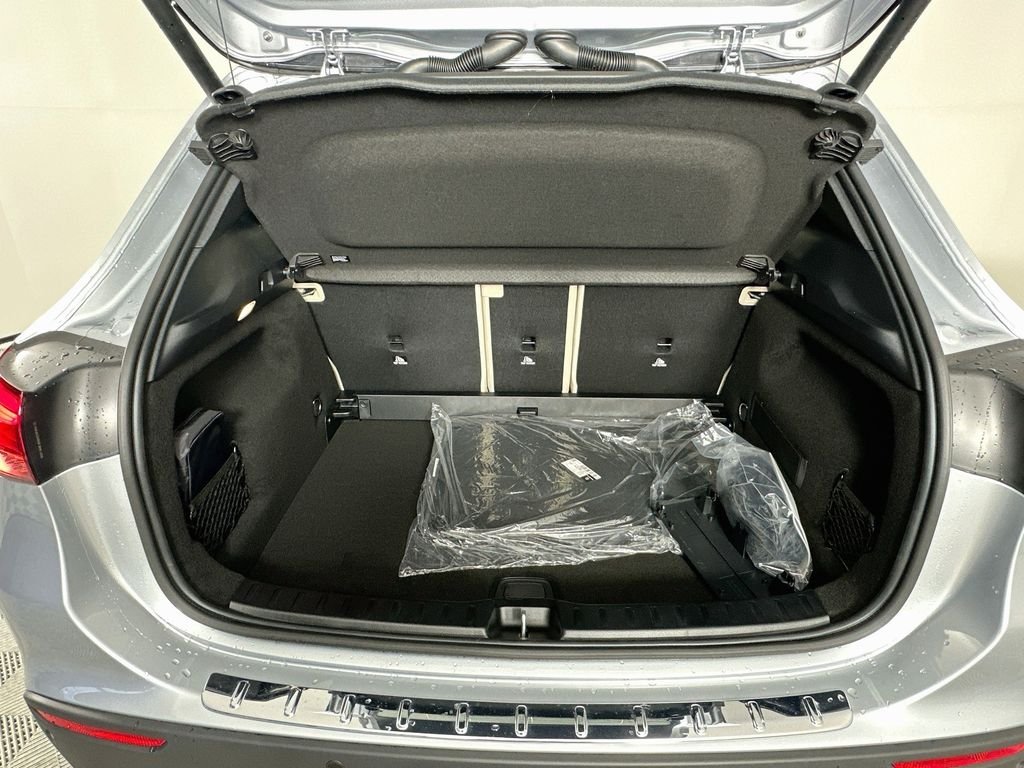 Used 2026 Silver Mercedes-Benz GLA 250 image 26