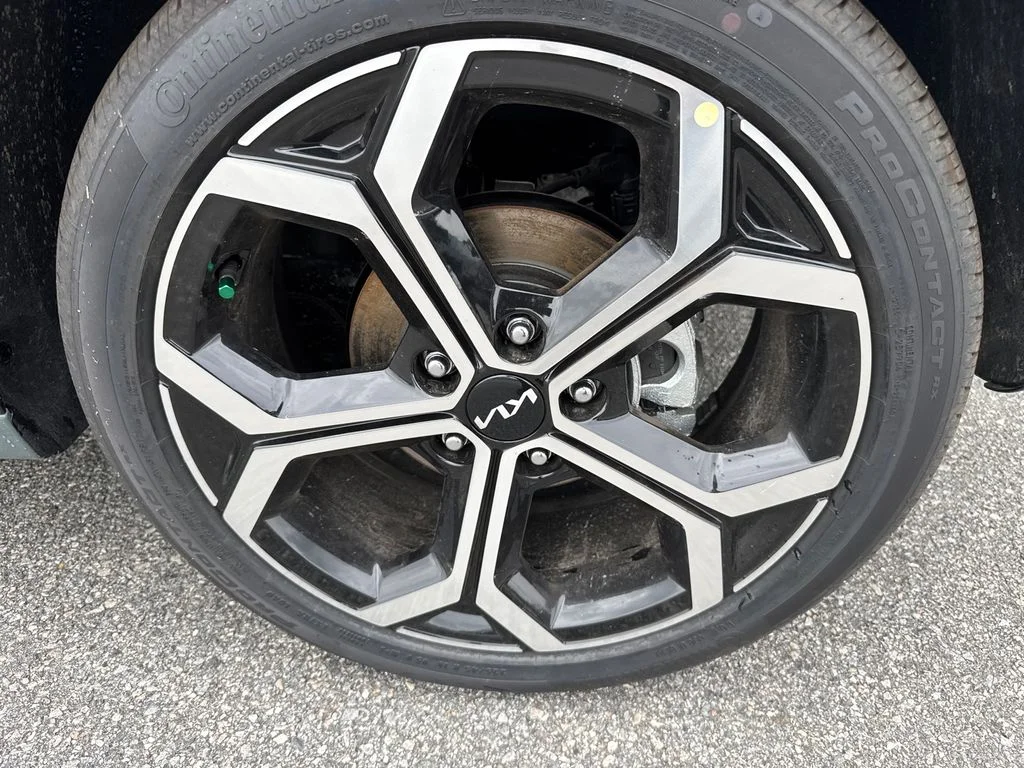 New 2025 Green Kia SX Touring image 19