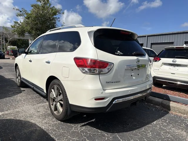 Used 2015 Nissan Pathfinder Platinum with VIN 5N1AR2MM1FC706982 for sale in Clearwater, FL