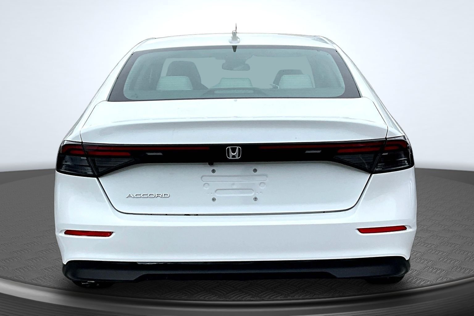 Used 2024 White Honda EX image 4