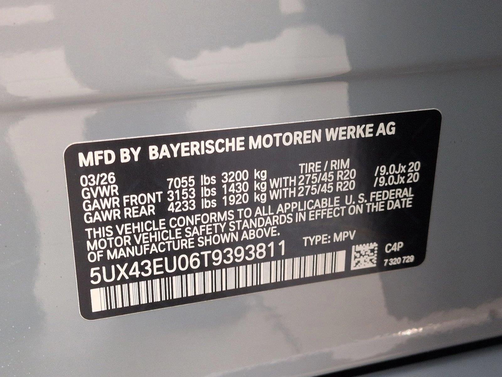 Used 2026 Brooklyn Grey Metallic BMW xDrive50e image 18
