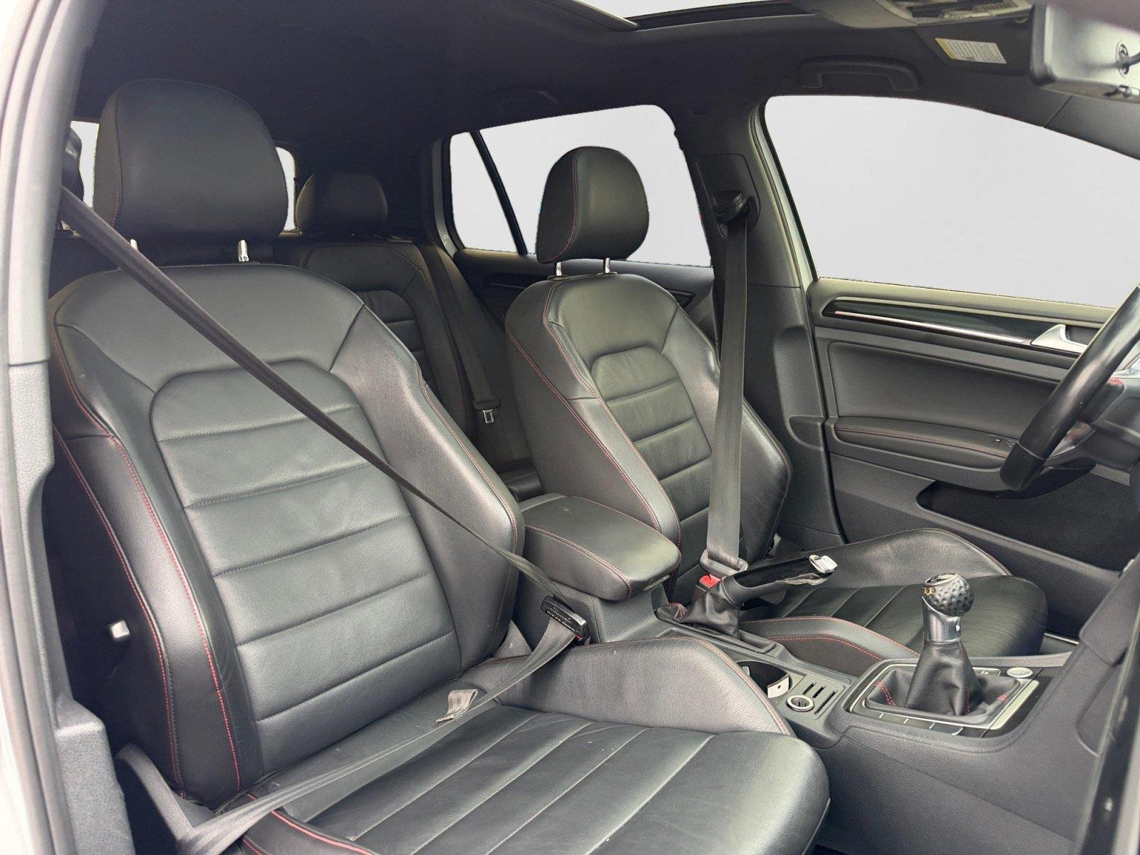 Used 2017 Reflex Silver Metallic Volkswagen Autobahn image 20
