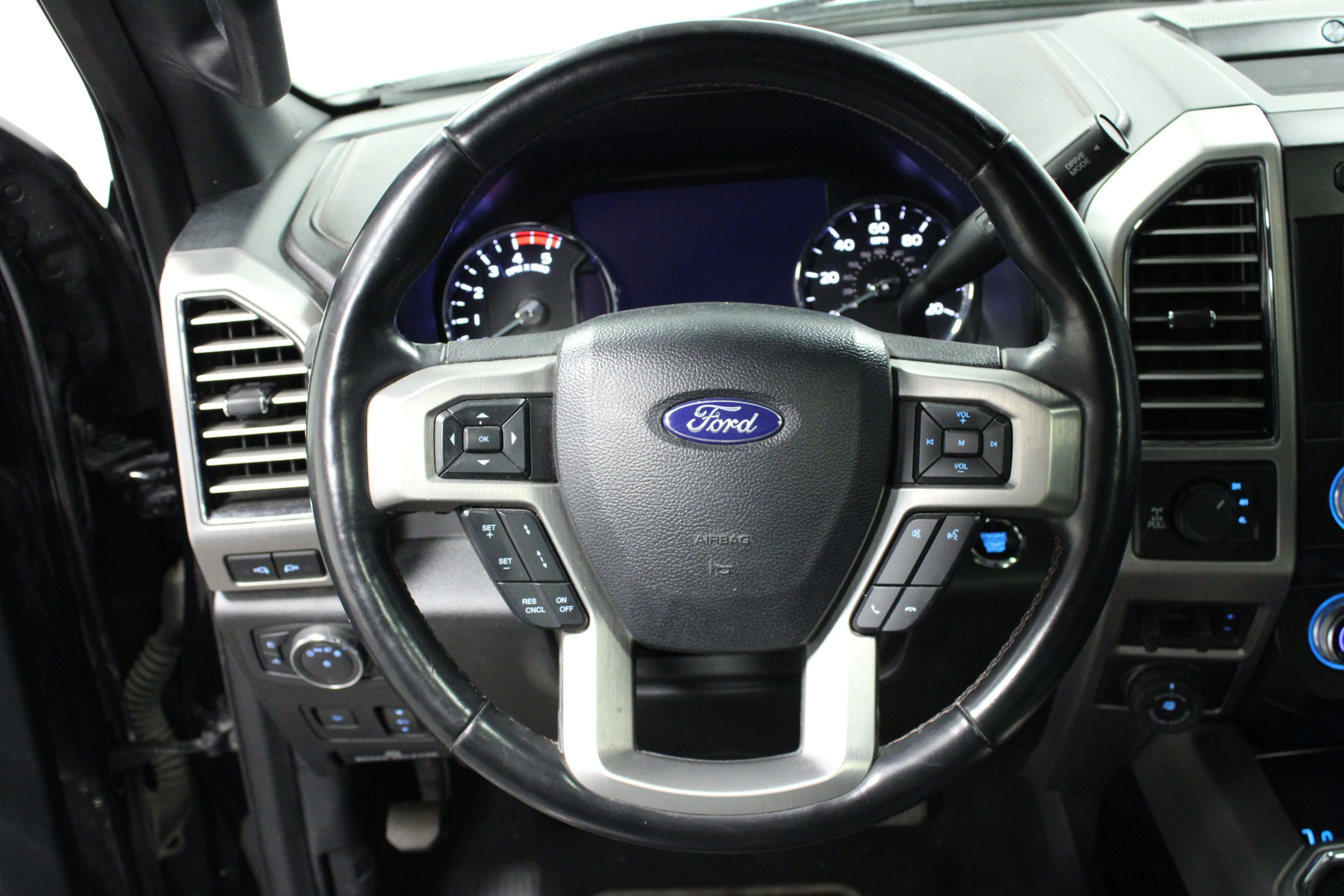 Used 2021 Agate Black Metallic Ford Platinum image 17