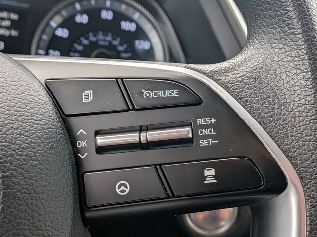 Certified Used 2022 Gray Hyundai SEL image 15