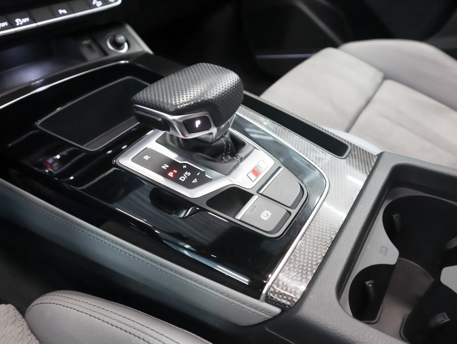 Used 2023 Daytona Gray Pearl Effect Audi Premium Plus image 19