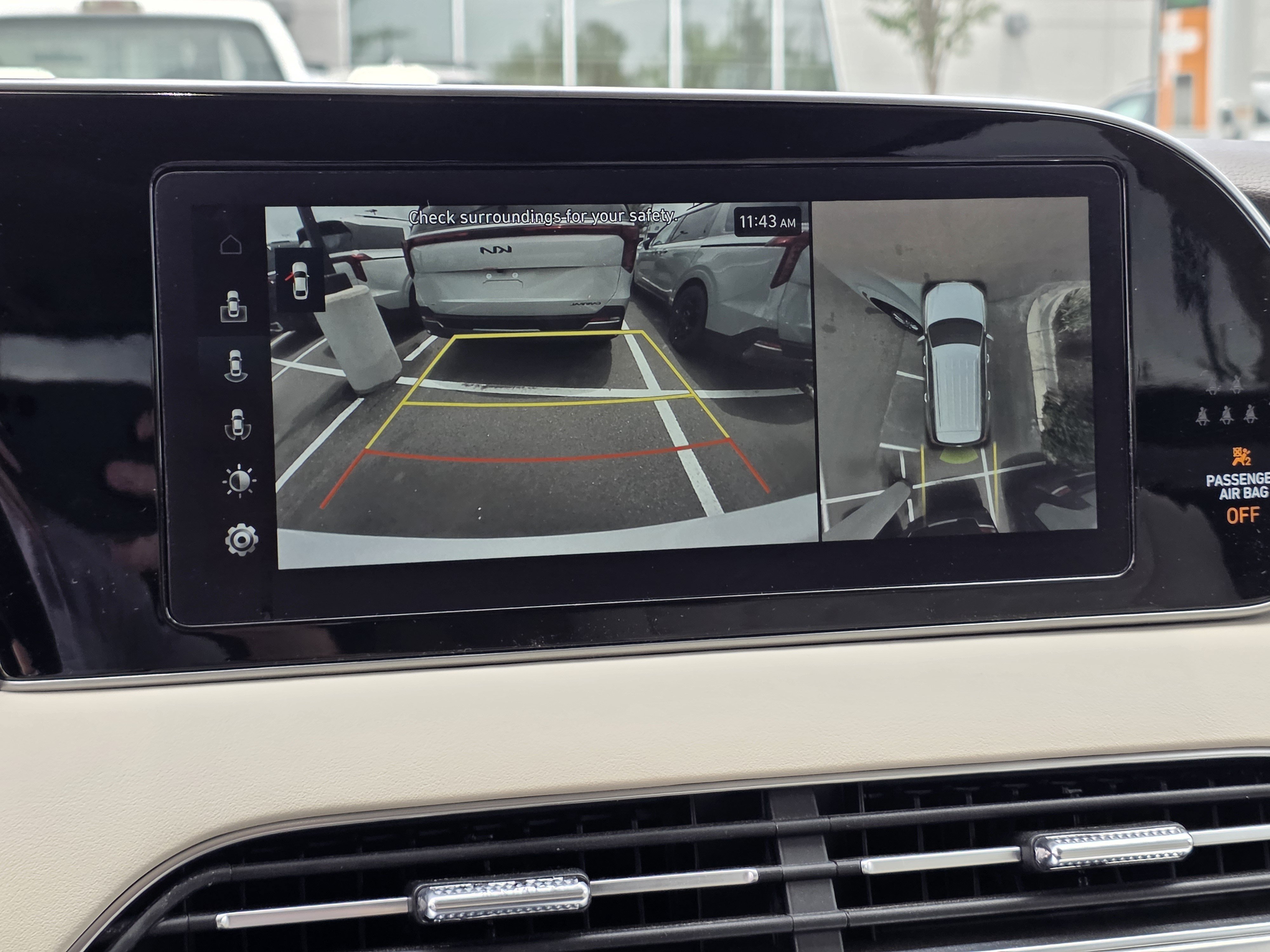 Used 2020 Hyper White Hyundai Limited image 10