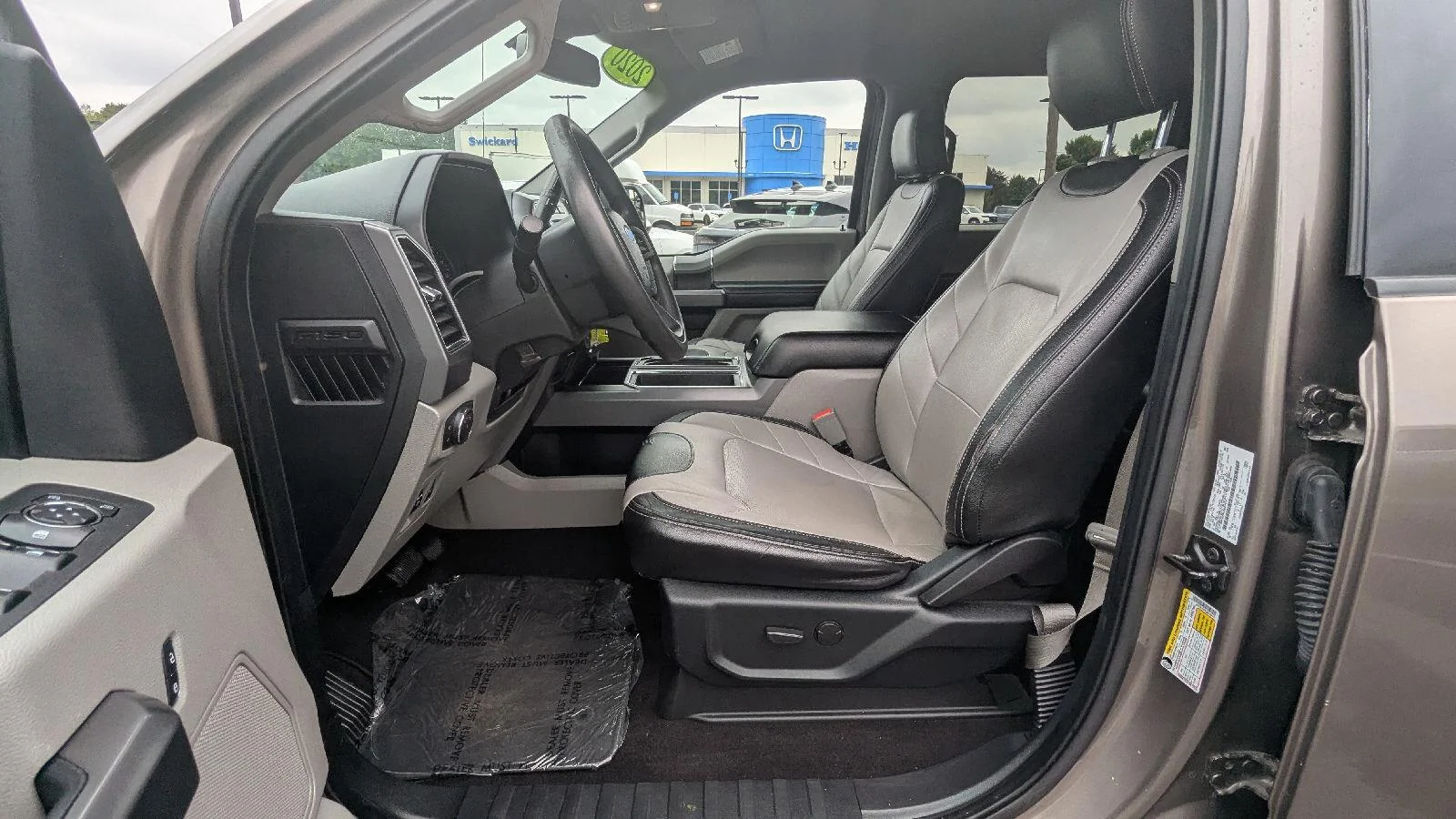 2020 Ford F-150 XLT - Photo 16