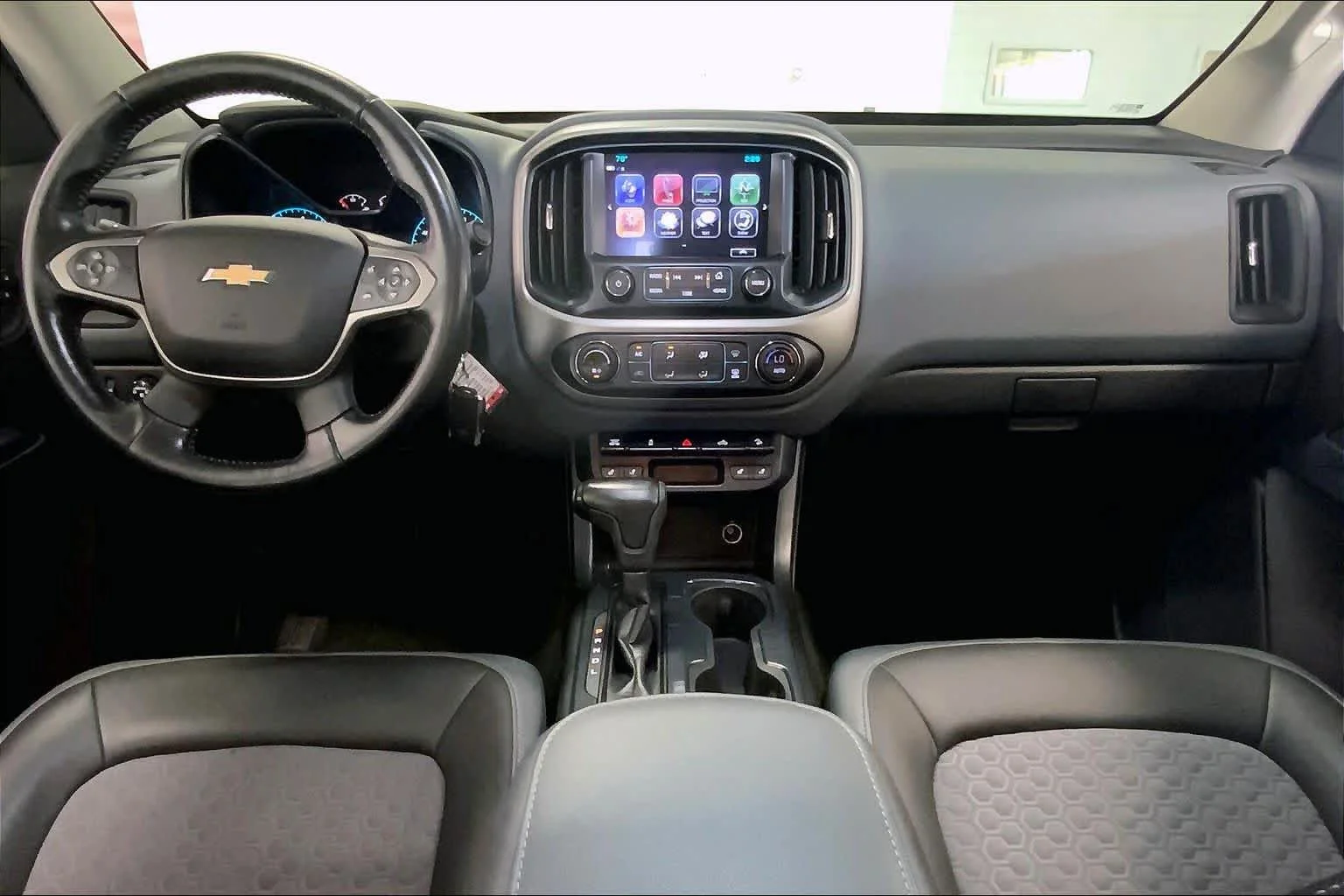 2017 Chevrolet Colorado Z71 - Photo 9