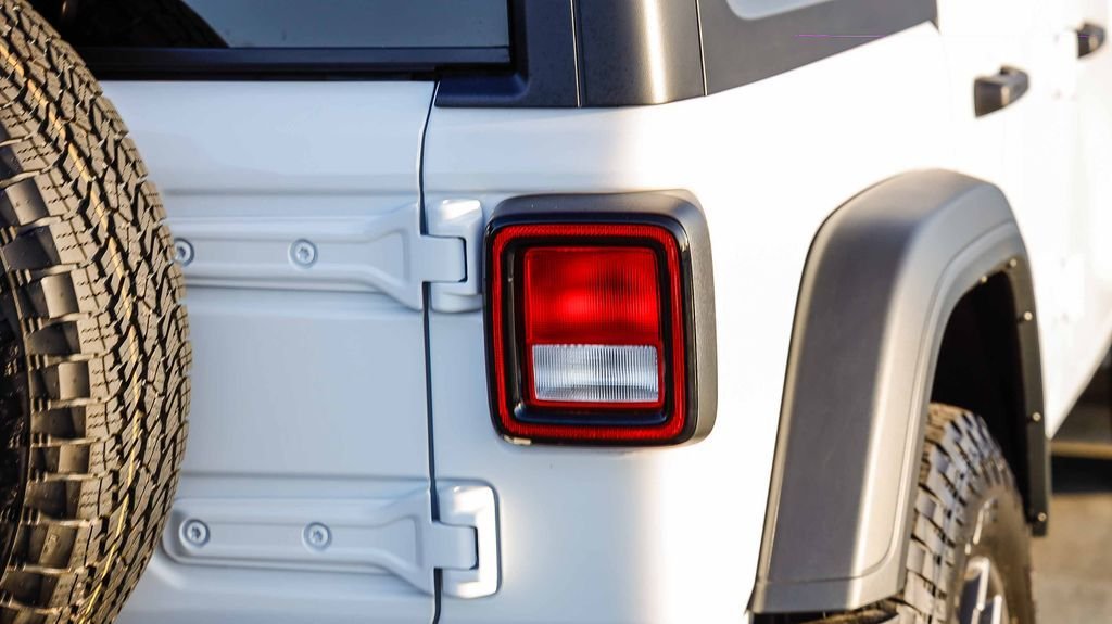 New 2026 Bright White Clearcoat Jeep Sport S image 10