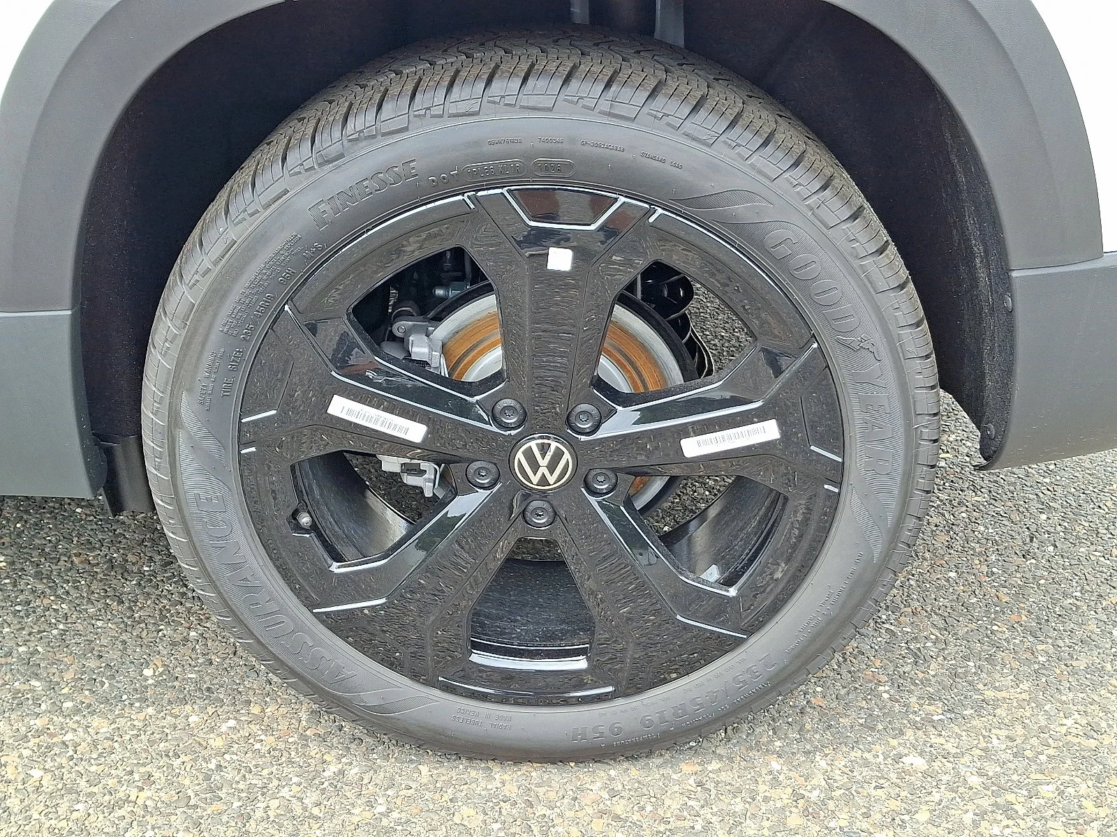 New 2026 Pure White Volkswagen SEL image 7