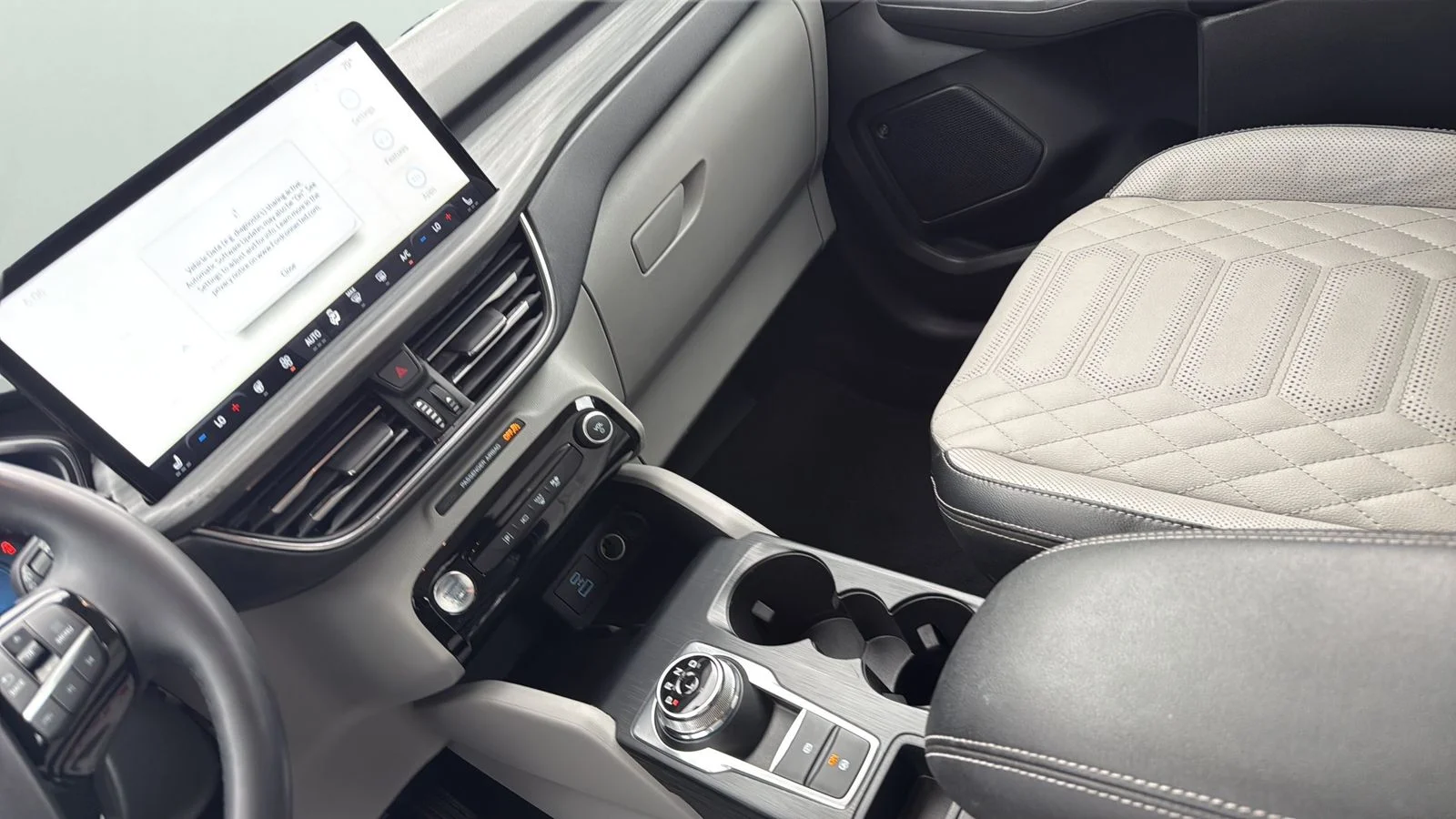 Used 2023 Blue Ford Platinum image 17