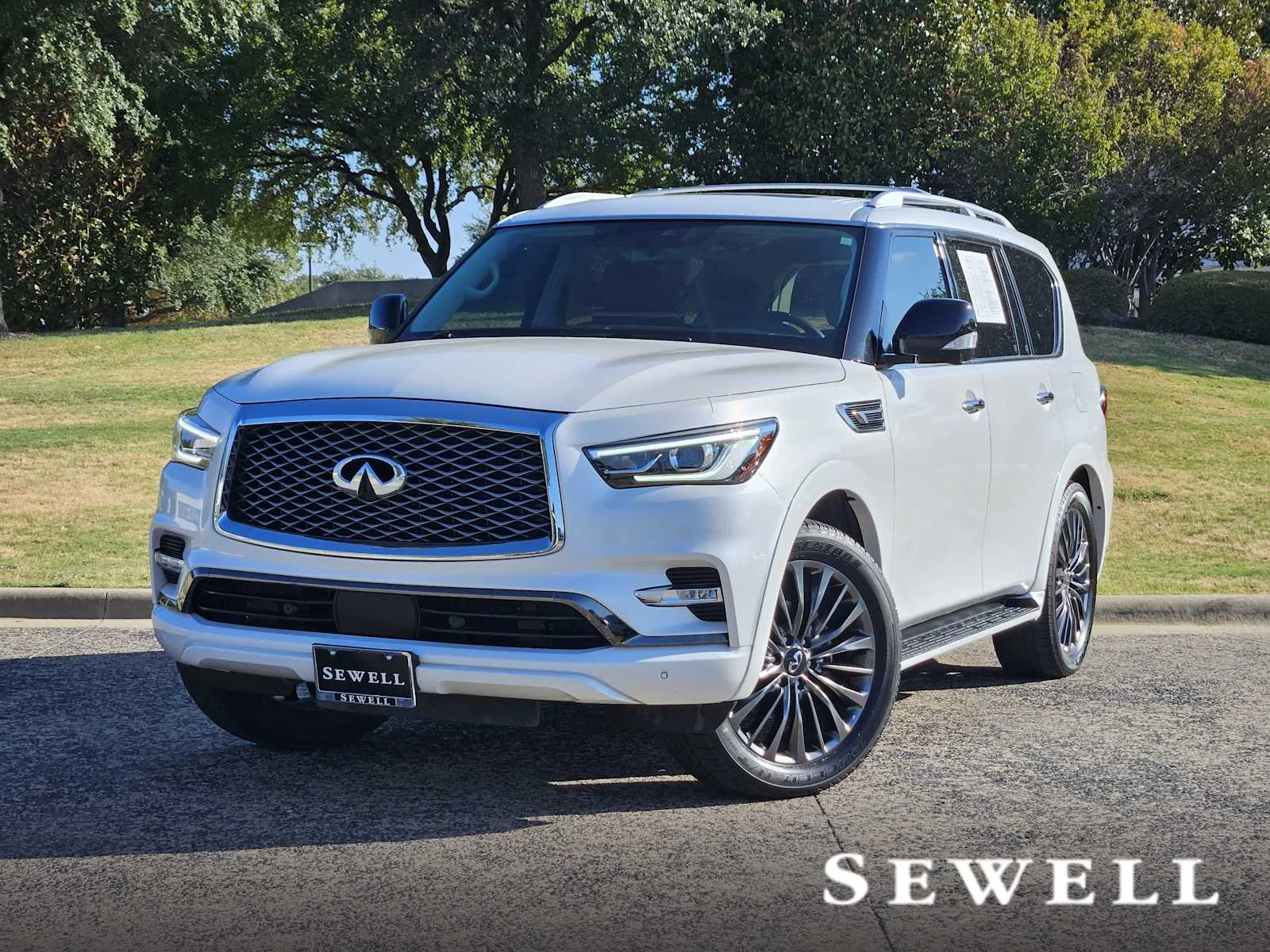 2022 INFINITI QX80
