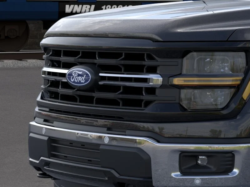 New 2026 Agate Black Metallic Ford XLT image 39