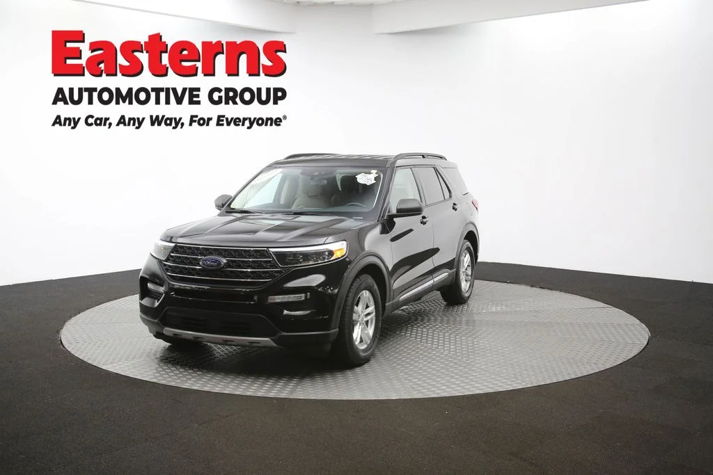 Used 2023 Black Ford XLT image 54