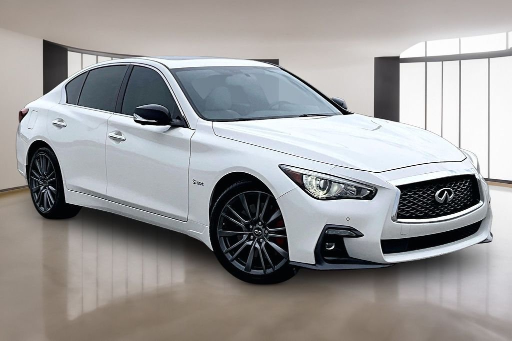 Used 2019 White INFINITI Red Sport 400 image 11