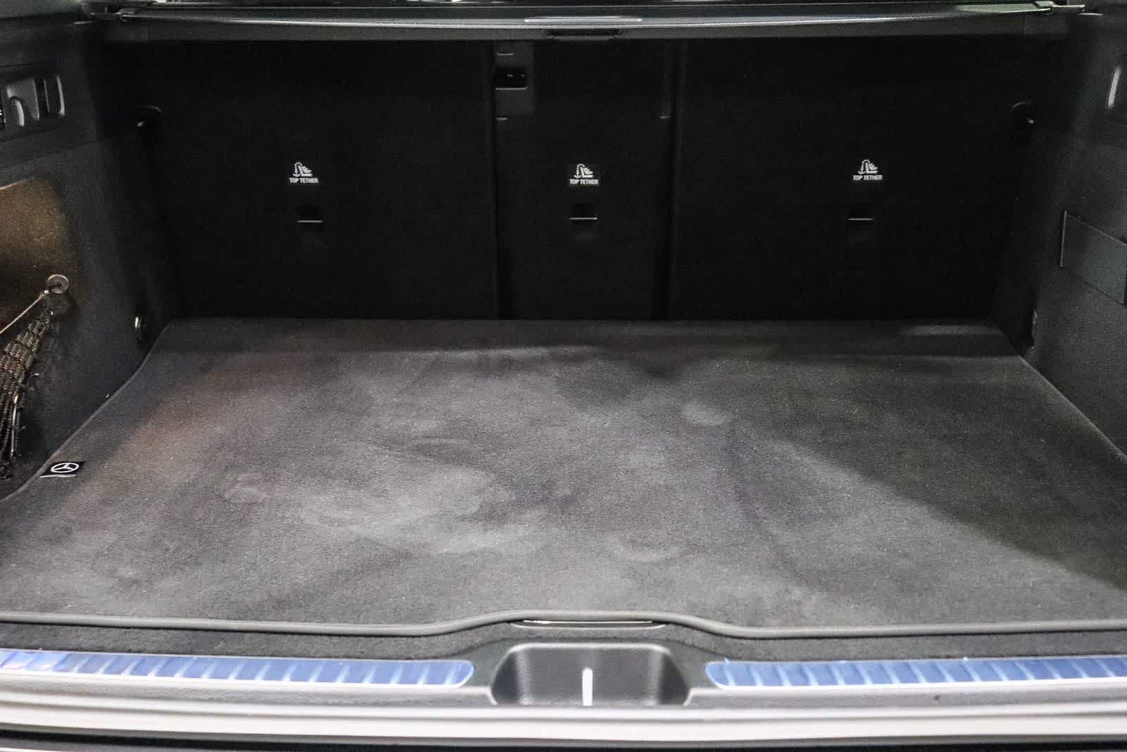 Certified Used 2026 Graphite Grey Metallic Mercedes-Benz GLC 300 image 27