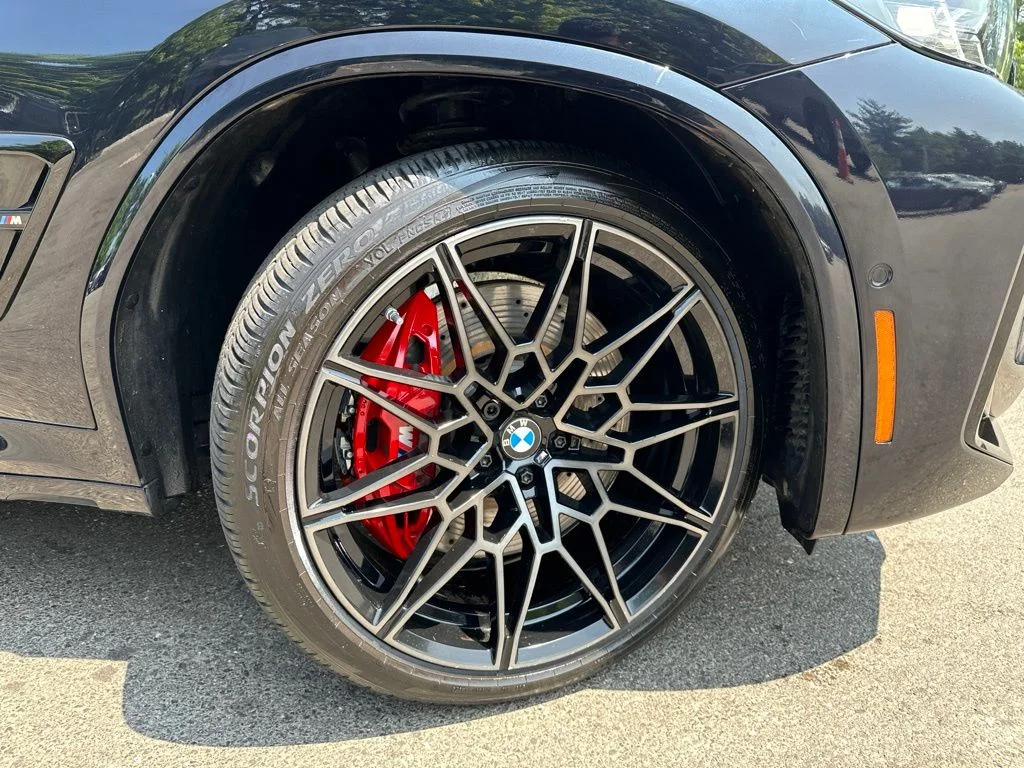 Used 2024 Carbon Black Metallic BMW M image 33