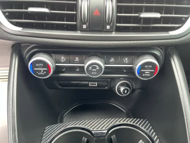 Used 2023 Black Alfa Romeo Estrema image 26