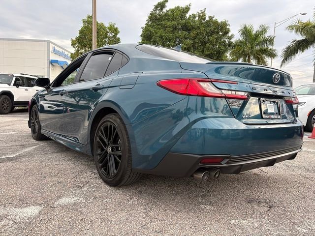 2025 Toyota Camry SE - Photo 14