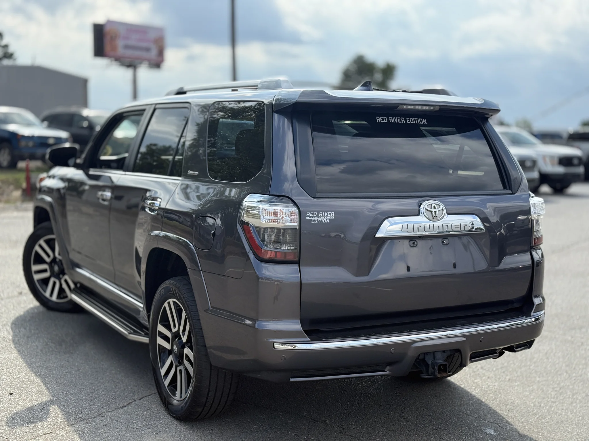 Used 2018 Magnetic Gray Metallic Toyota Limited image 7