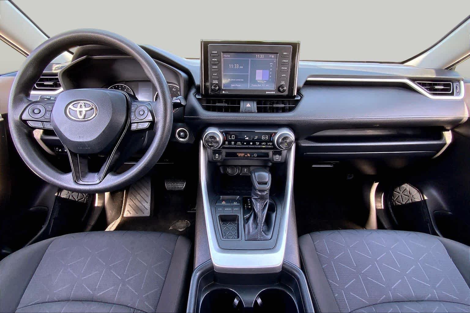 Used 2020 Midnight Black Metallic Toyota XLE image 15