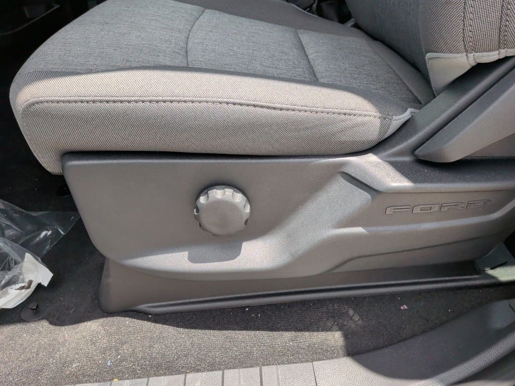 New 2026 Avalanche Ford F-250® XL image 13