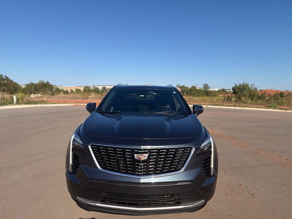 Used 2019 Shadow Metallic Cadillac Premium Luxury image 2
