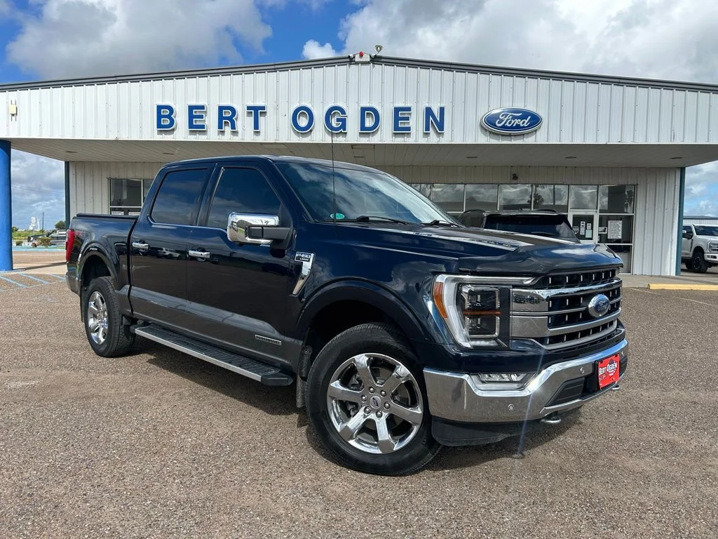 Used 2023 Blue Ford Lariat image 1