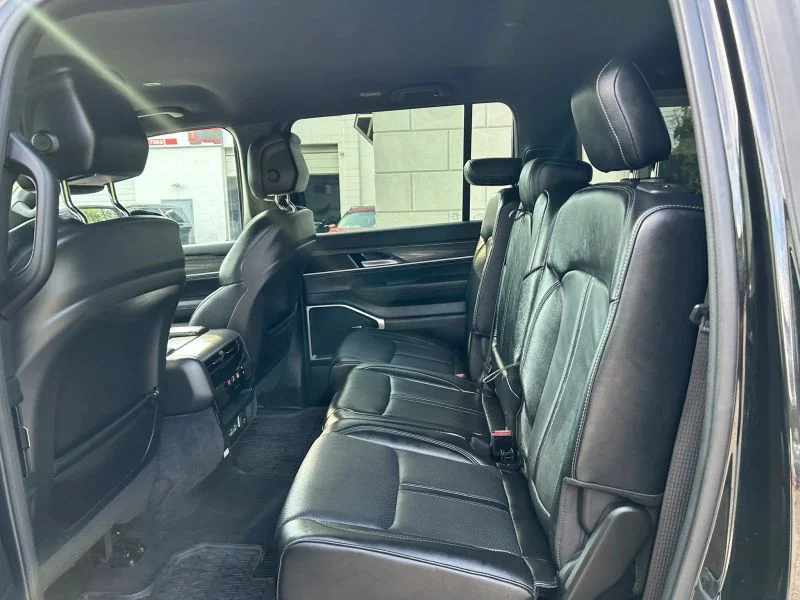Used 2024 Black Jeep Series II Sport Utility 4D image 33