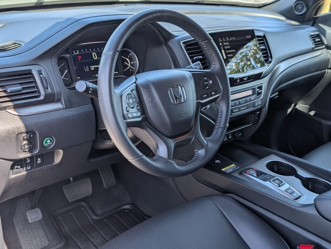 Used 2025 Platinum White Pearl Honda EX-L image 17