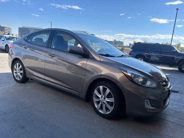 Used 2013 Brown Hyundai GLS image 2