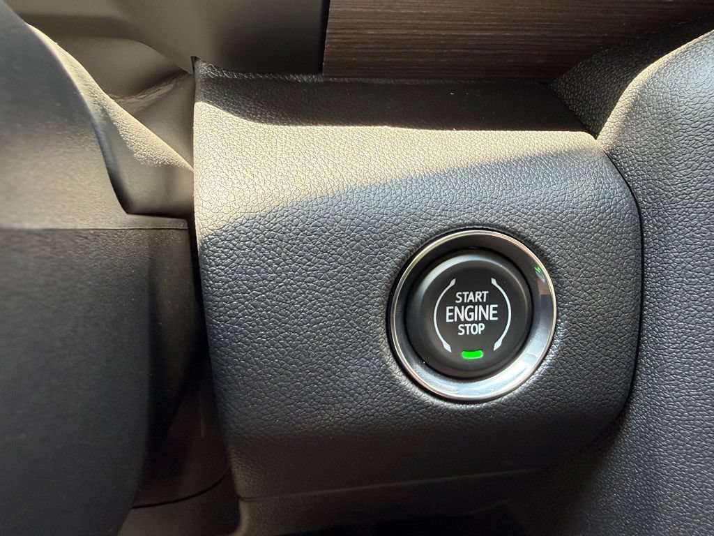 2026 GMC Acadia Denali - Photo 31