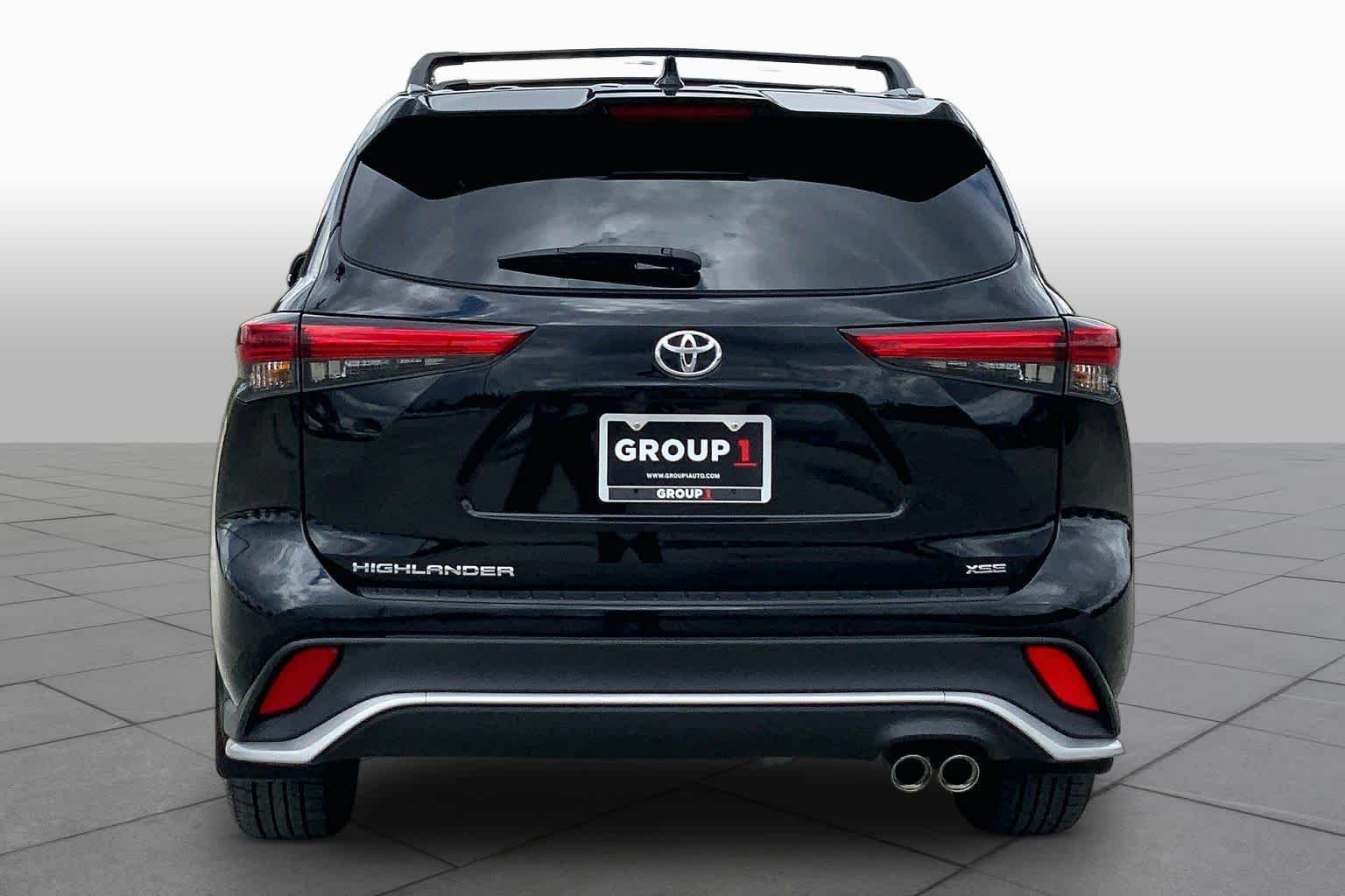 Used 2023 Midnight Black Metallic Toyota XSE image 5