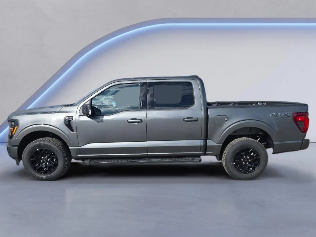 New 2026 Carbonized Gray Metallic Ford XLT image 8
