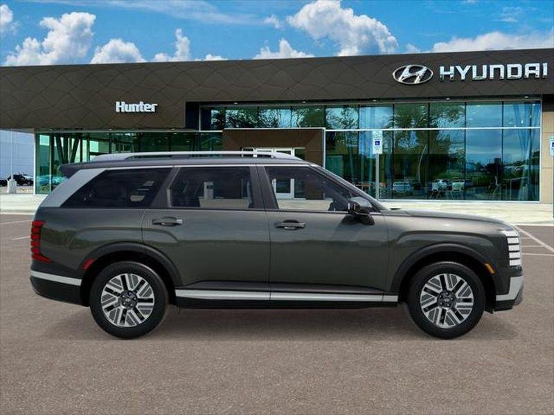 New 2026 Titan Green Hyundai SEL 8P image 7
